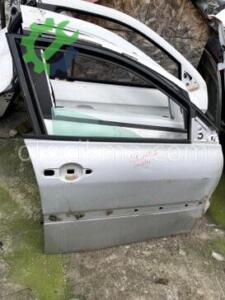 Renault Megane 2 Sağ Ön Kapı Camı hatasız orjinal çıkma