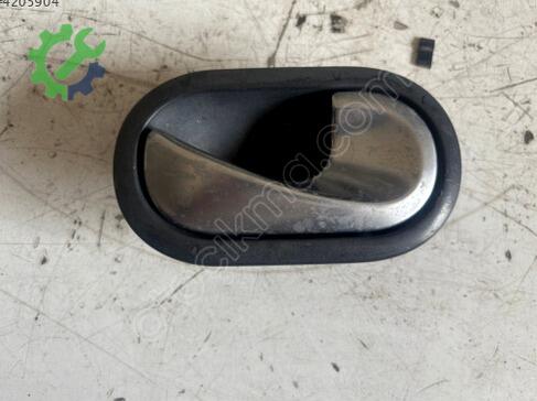 Renault Megane Sağ Ön Kapı Kolu çıkma parça