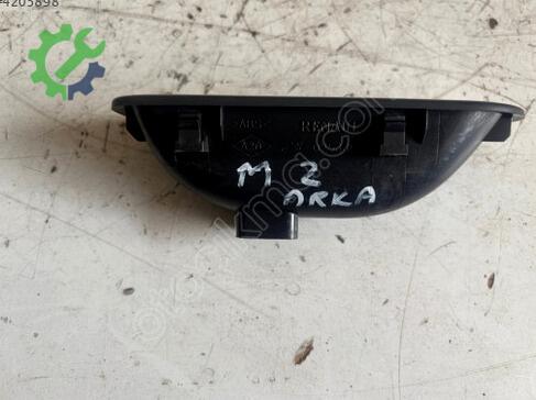 Renault Megane Sağ Ön Kapı Kolu çıkma parça