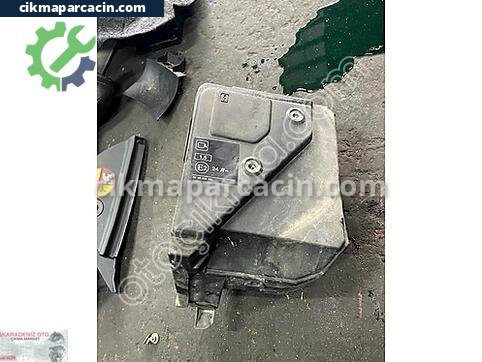 Renault Megane Motor Kapağı çıkma parça