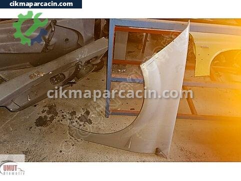 Renault Megane Sol Ön Çamurluk çıkma parça