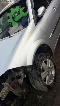Renault Megane Sol Ön Çamurluk çıkma parça