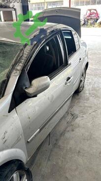 Renault Megane Sol Ön Kapı çıkma parça