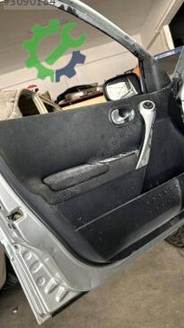 Renault Megane Sol Ön Kapı çıkma parça