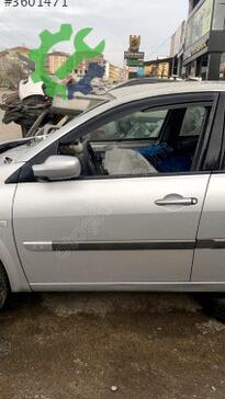 Renault Megane Sol Ön Kapı çıkma parça