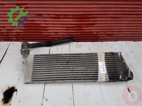 Renault Megane Intercooler Radyatörü çıkma parça