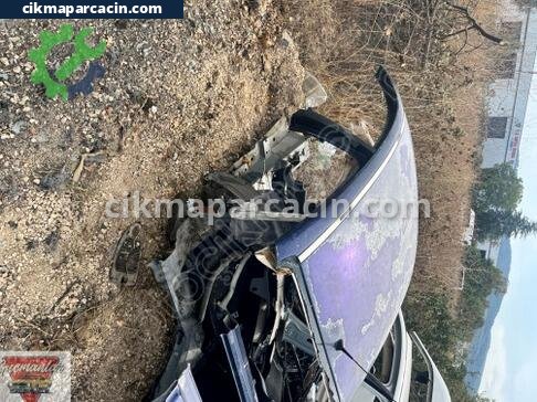 Renault Megane Tavan Sacı çıkma parça