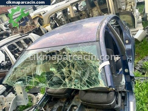 Renault Megane Kesme Tavan Sacı çıkma parça