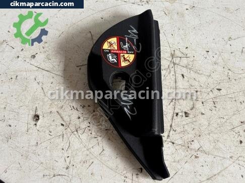 Renault Megane Torpido çıkma parça