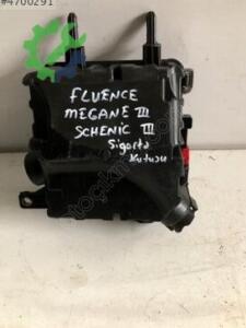 Renault MEGANE 3 FLUENCE MOTOR İÇ SİGORTA KUTUSU ALT ÜST