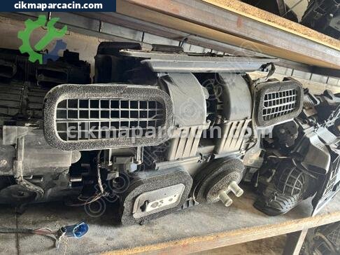 Renault Megane Kalorifer Kutusu çıkma parça