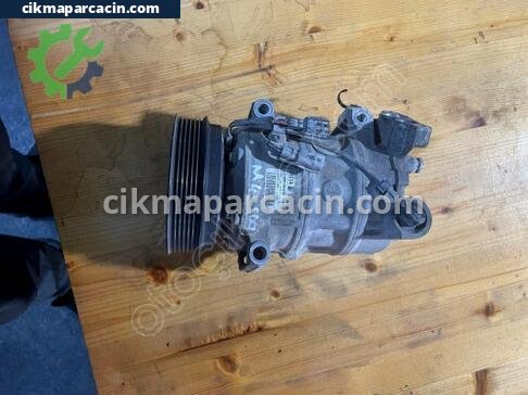 Renault Megane Klima Kompresörü çıkma parça
