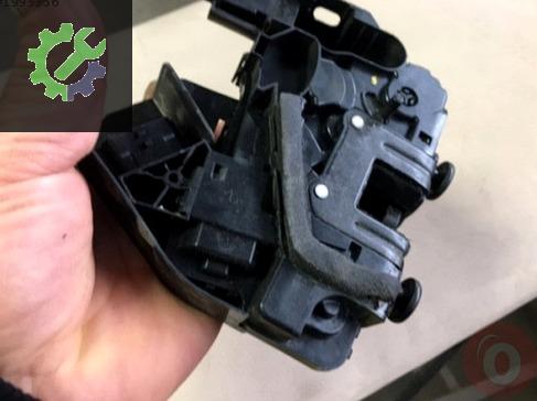 Renault Megane Sol Arka Kapı Kilidi 825034893R çıkma parça