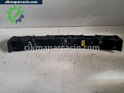 Renault Megane Tampon Braketi çıkma parça
