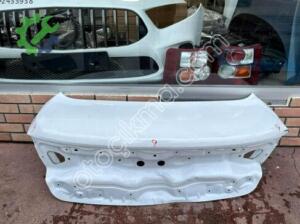 RENAULT MEGANE 4 BAĞAJ KAPAĞI