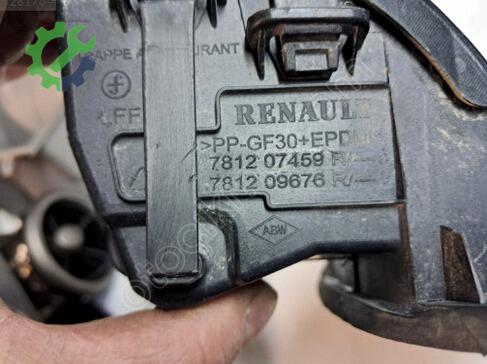 Renault Megane Depo Kapağı çıkma parça