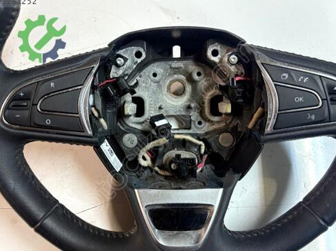 Renault Megane Direksiyon Simidi çıkma parça