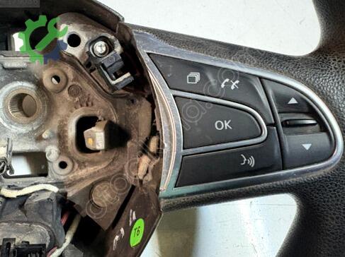 Renault Megane Direksiyon Simidi çıkma parça