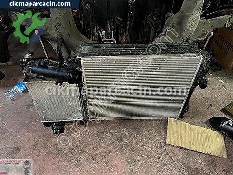Renault Megane Radyatör çıkma parça