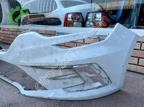 Renault Megane Ön Tampon 601980575R çıkma parça