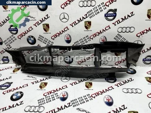 Renault Megane Davlumbaz çıkma parça