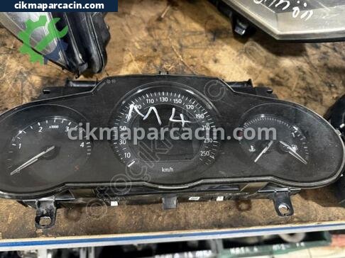 Renault Megane Gösterge çıkma parça