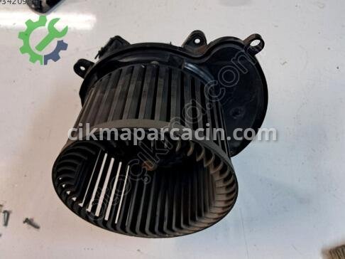 Renault Megane Kalorifer Motoru çıkma parça