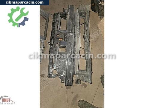 Renault Megane Ön Panel çıkma parça