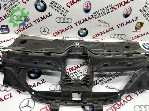 Renault Megane Ön Panjur 620360534R çıkma parça