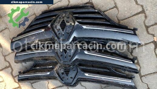 Renault Megane Ön Panjur çıkma parça
