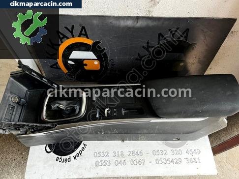 Renault Megane Orta Konsol çıkma parça