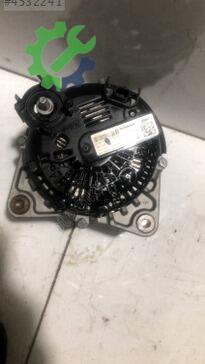 Renault Megane Şarj Dinamosu FG18T209 çıkma parça
