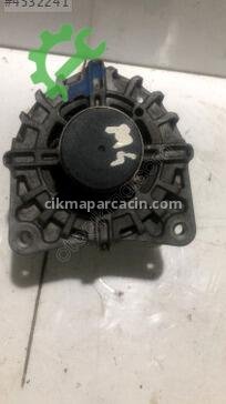 Renault Megane Şarj Dinamosu FG18T209 çıkma parça