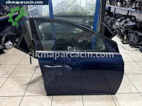 Renault Megane Sağ Ön Kapı çıkma parça