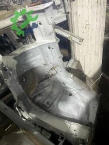 Renault Megane Sağ Şasi Çıkma