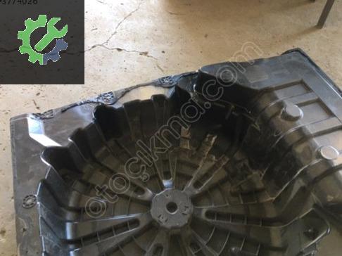 Renault Megane Bagaj Havuzu 745145426R çıkma parça