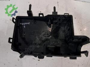 RENAULT MEGANE 4 SİGORTA KUTUSU ALT