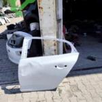Renault Megane 4 sol arka kapı 2015 2023