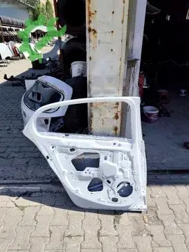 Renault Megane Sol Arka Kapı çıkma parça