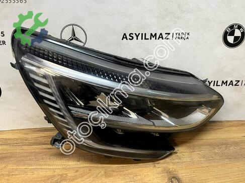Renault Megane Sağ Ön Far çıkma parça