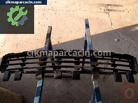 Renault Megane Tampon Alt Izgara çıkma parça