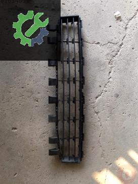 Renault Megane Tampon Alt Izgara 8200412379 çıkma parça