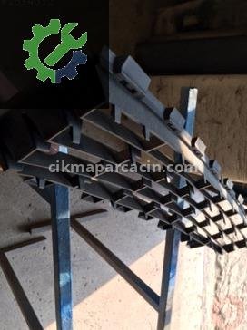 Renault Megane Tampon Alt Izgara 8200412379 çıkma parça