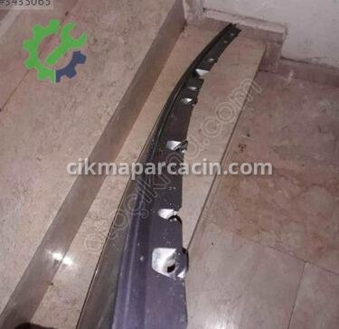 Renault Megane Ön Tampon çıkma parça