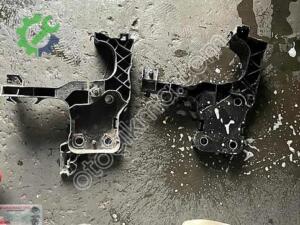 Renault Megane Orijinal Çıkma Far Braketi MEGANE2