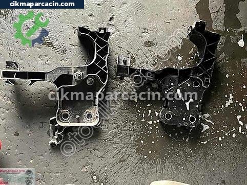 Renault Megane Far Braketi çıkma parça