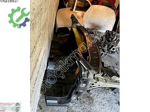 Renault Megane Tavan MEGANE2 çıkma parça