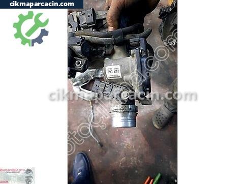 Renault Megane Gaz Kelebeği çıkma parça