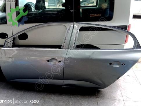 Renault Megane Sol Ön Kapı çıkma parça