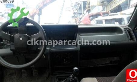 Renault R21 Sağ Ön Kapı çıkma parça